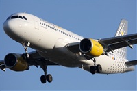 Jorge Medina - Spotters Barcelona - El Prat. Click to see full size photo