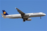 Adolfmalet-Spotters Barcelona-El Prat. Click to see full size photo