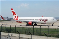 Jordi Rull Dalmau.Spotters BCN-El Prat. Click to see full size photo