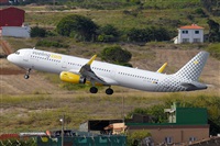 Miguel A. gueda Rguez.  (CANARY ISLANDS SPOTTING). Click to see full size photo