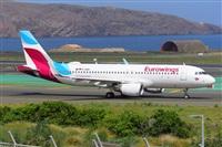 �Miguel A. �gueda Rguez.  (CANARY ISLANDS SPOTTING). Click to see full size photo