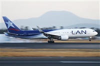 Ivn Cabrero. Spotters Mxico City. Click to see full size photo