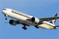 Adolfmalet-Spotters Barcelona-El Prat. Click to see full size photo