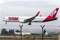 Pere  Escala - Spotters Barcelona-El Prat. Click to see full size photo