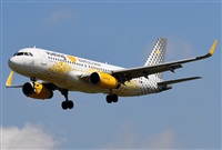 Adolfmalet-Spotters Barcelona-El Prat. Click to see full size photo