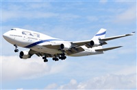 Adolfmalet-Spotters Barcelona-El Prat. Click to see full size photo