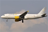 Gabriele Fontana - Tuscan Aviation. Click to see full size photo