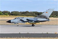 �Anonymous aviation photographer-AIRE.ORG. Click to see full size photo