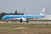 �Vicente Aguil�. Click to see full size photo