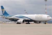 Rubn Gil - Noisy Spotters. Click to see full size photo