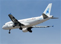 Adolfmalet-Spotters Barcelona-El Prat. Click to see full size photo