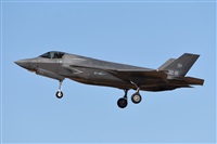 �Anonymous aviation photographer-AIRE.ORG. Click to see full size photo