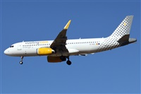 �Oscar Mart�nez spotter Barcelona el Prat. Click to see full size photo