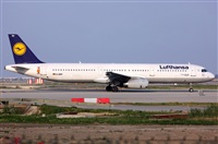Pere  Escala - Spotters Barcelona-El Prat. Click to see full size photo