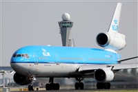 Rodrigo Carvalho - Noisy Spotters. Click to see full size photo