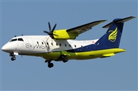 Rubn Gil - Noisy Spotters. Click to see full size photo