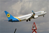 Jordi Rull Dalmau.Spotters BCN-El Prat. Click to see full size photo