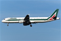 Adolfmalet-Spotters Barcelona-El Prat. Click to see full size photo