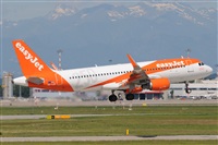 Gabriele Fontana - Tuscan Aviation. Click to see full size photo