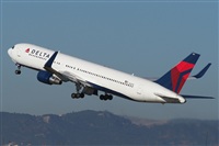 Adolfmalet-Spotters Barcelona-El Prat. Click to see full size photo