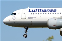 Adolfmalet-Spotters Barcelona-El Prat. Click to see full size photo