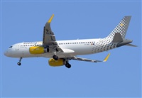 Adolfmalet-Spotters Barcelona-El Prat. Click to see full size photo