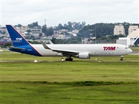 Naoto Goto - South American Spotters Asu-Py. Click to see full size photo