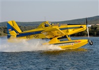 Anonymous aviation photographer-AIRE.ORG. Click to see full size photo