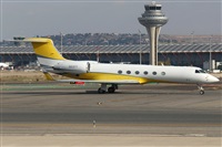 �Manuel Fernandez. Click to see full size photo