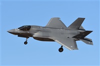 �Anonymous aviation photographer-AIRE.ORG. Click to see full size photo