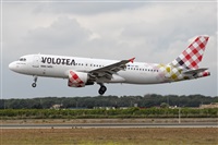 �Vicente Aguil�. Click to see full size photo