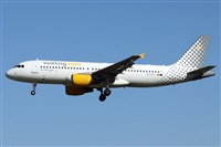 �Oscar Mart�nez spotter Barcelona el Prat. Click to see full size photo