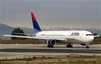 Adolfmalet-Spotters Barcelona-El Prat. Click to see full size photo