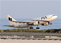 Adolfmalet-Spotters Barcelona-El Prat. Click to see full size photo
