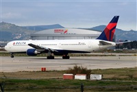 Adolfmalet-Spotters Barcelona-El Prat. Click to see full size photo