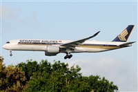 Gabriele Fontana - Tuscan Aviation. Click to see full size photo