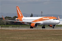 �Vicente Aguil�. Click to see full size photo