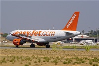 Filipe Pires www.portugalspotters.org. Click to see full size photo