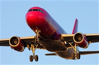 Pere  Escala - Spotters Barcelona-El Prat. Click to see full size photo