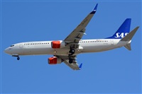 Adolfmalet-Spotters Barcelona-El Prat. Click to see full size photo