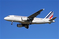Jordi Rull Dalmau.Spotters BCN-El Prat. Click to see full size photo
