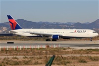 Jose Bornay - Spotters Barcelona - El Prat. Click to see full size photo