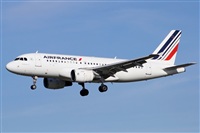 Jordi Rull Dalmau.Spotters BCN-El Prat. Click to see full size photo