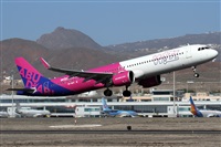 �Alfonso Sol�s - Asociaci�n Canary Islands Spotting. Click to see full size photo