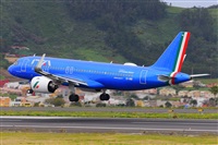 �Miguel A. �gueda Rguez.  (CANARY ISLANDS SPOTTING). Click to see full size photo
