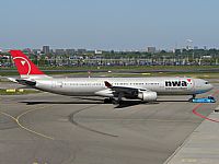 Carlos Moreira  *  PortugalSpotters.org. Click to see full size photo