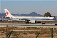 Jose Bornay - Spotters Barcelona - El Prat. Click to see full size photo