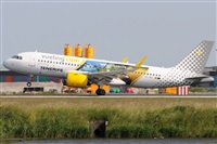 Gabriele Fontana - Tuscan Aviation. Click to see full size photo