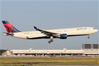 Gabriele Fontana - Tuscan Aviation. Click to see full size photo