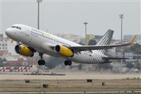 �Vicente Aguil�. Click to see full size photo